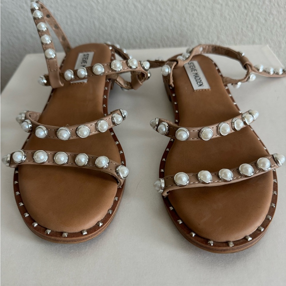 Steve Madden pearl studded sandals